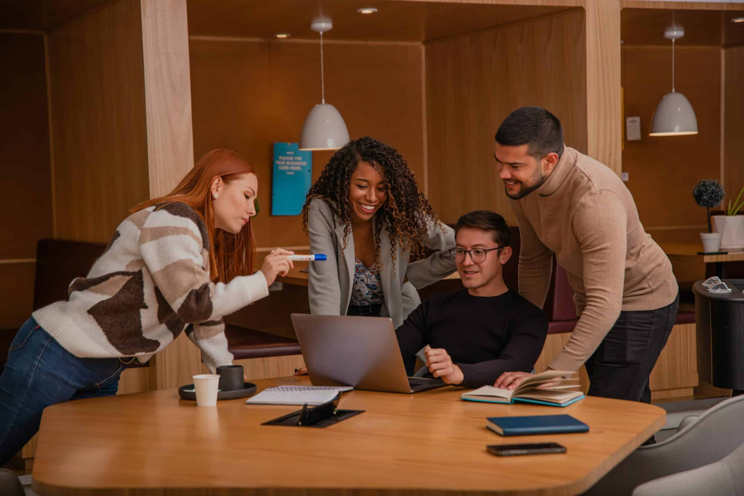 Building High-Performing Data Analytics Teams - Oliver James